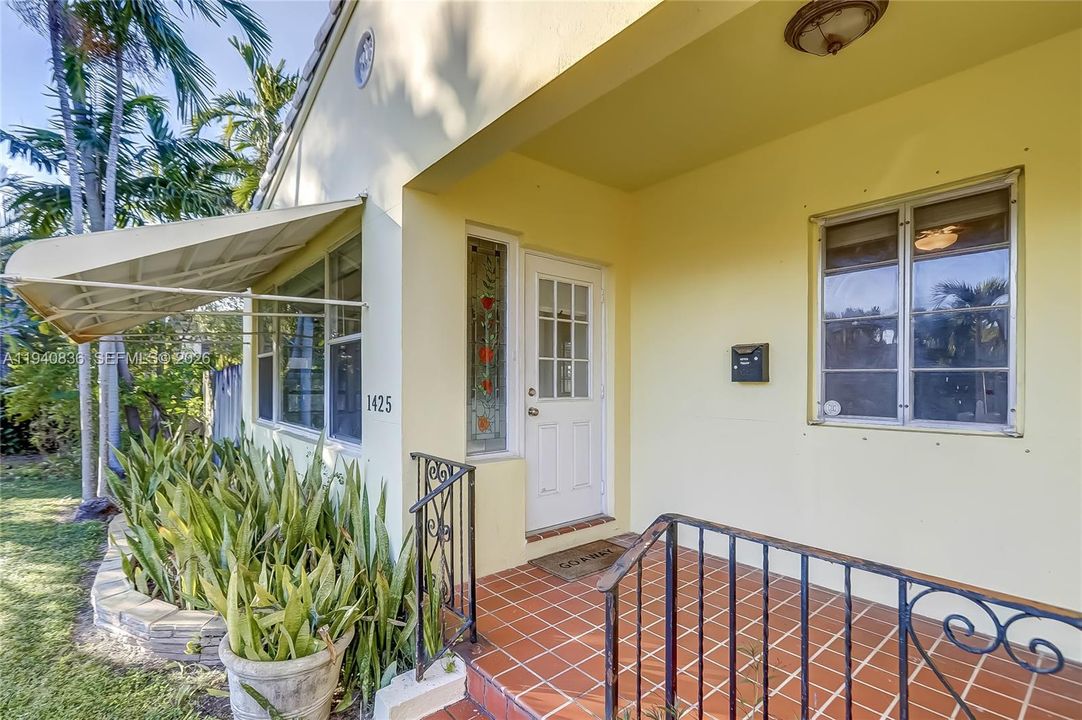 En Renta: $3,000 (2 camas, 2 baños, 2367 Pies cuadrados)