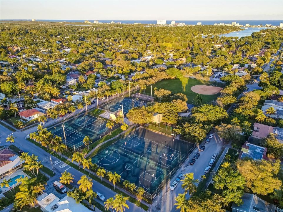 En Renta: $3,000 (2 camas, 2 baños, 2367 Pies cuadrados)