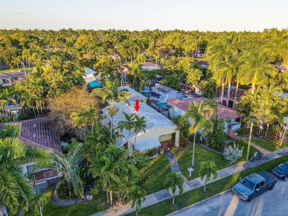 En Renta: $3,000 (2 camas, 2 baños, 2367 Pies cuadrados)