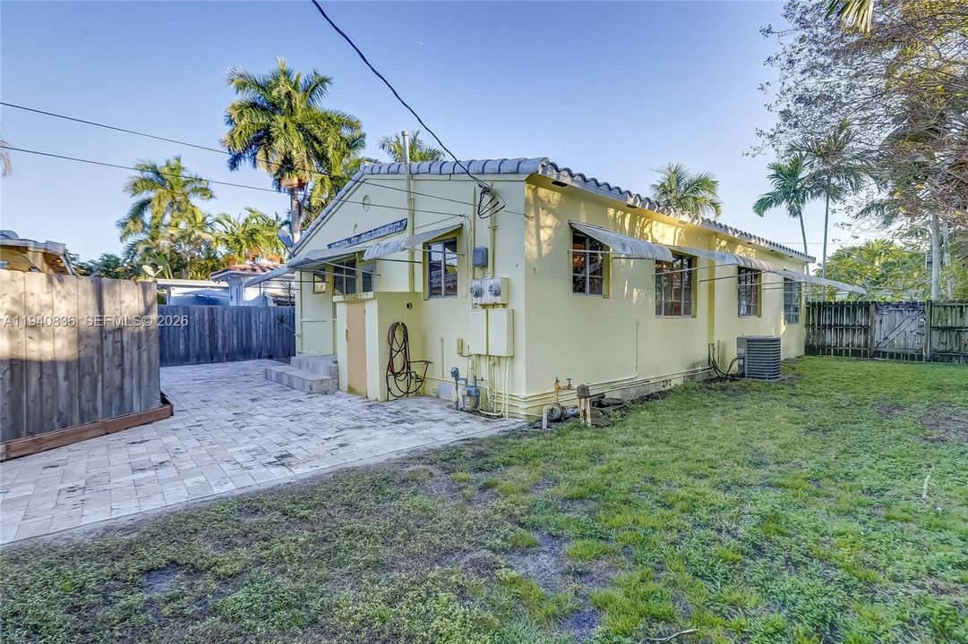 En Renta: $3,000 (2 camas, 2 baños, 2367 Pies cuadrados)