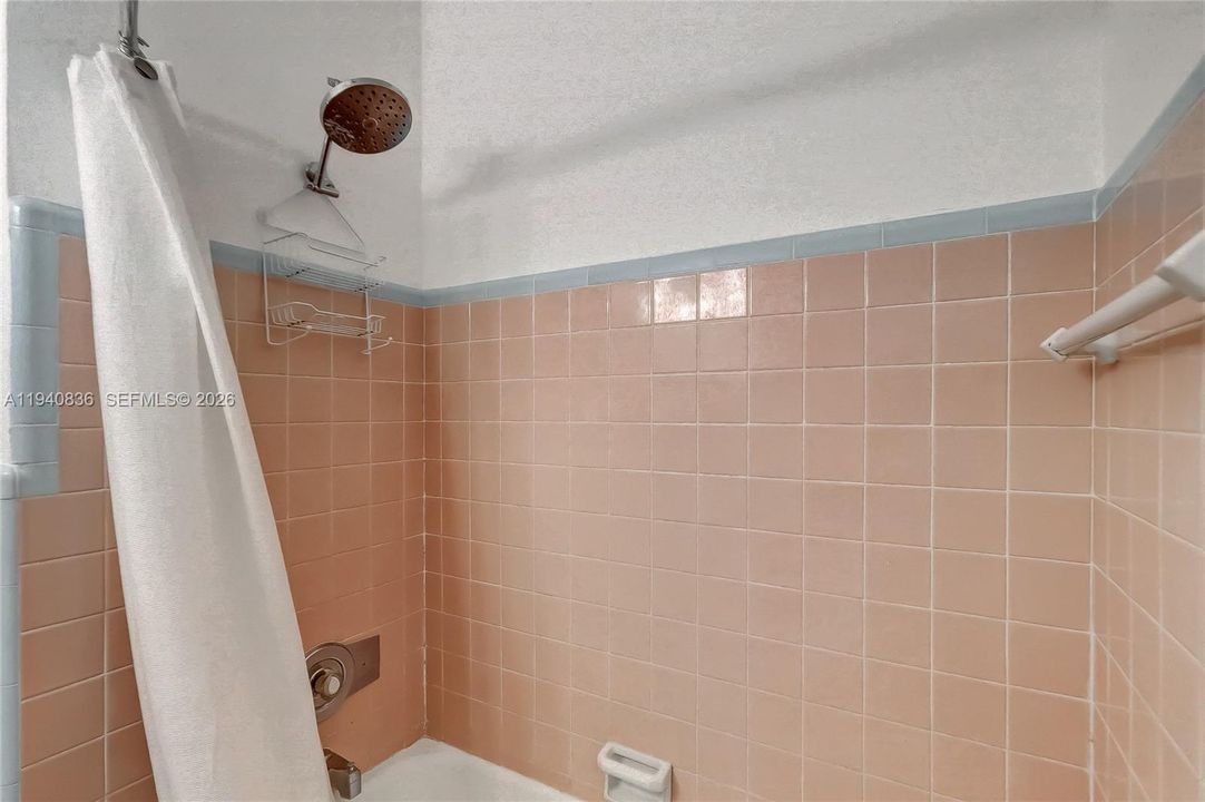 En Renta: $3,000 (2 camas, 2 baños, 2367 Pies cuadrados)