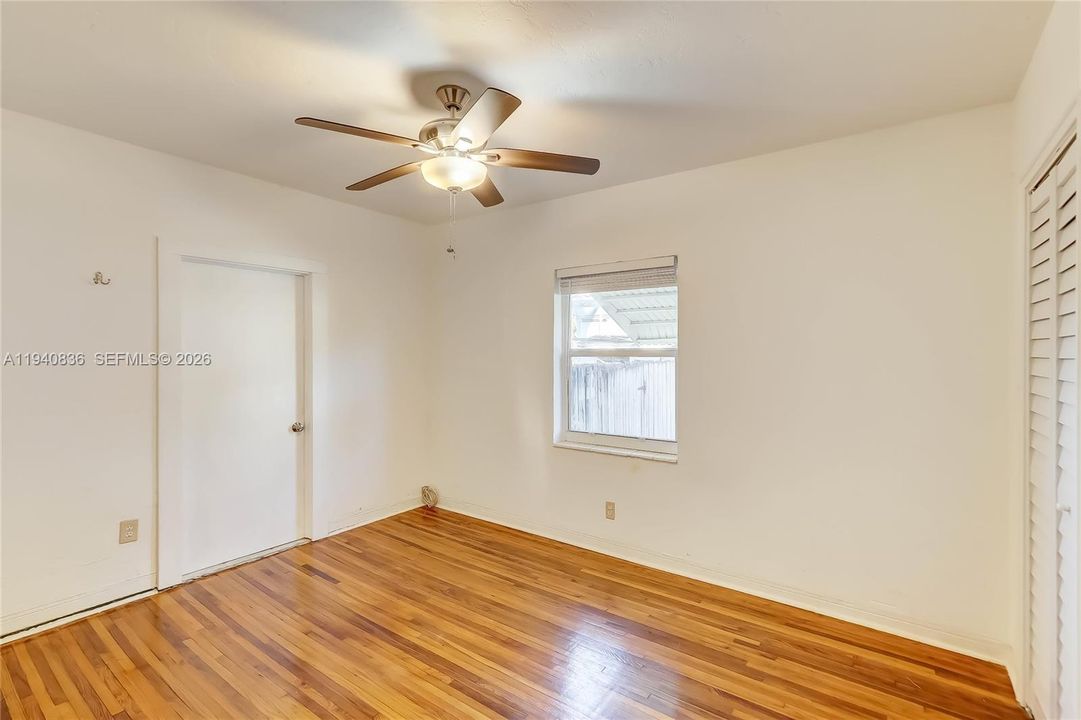 En Renta: $3,000 (2 camas, 2 baños, 2367 Pies cuadrados)