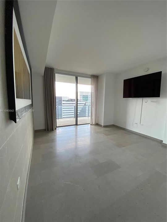 For Rent: $6,590 (2 beds, 2 baths, 1383 Square Feet)