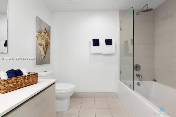 На продажу: $495,000 (2 спален, 2 ванн, 1028 Квадратных фут)