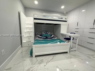 For Rent: $4,500 (3 beds, 2 baths, 1652 Square Feet)