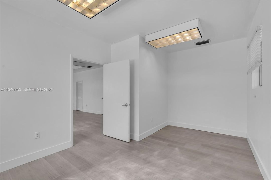 В аренду: $34 (0 спален, 0 ванн, 0 Квадратных фут)