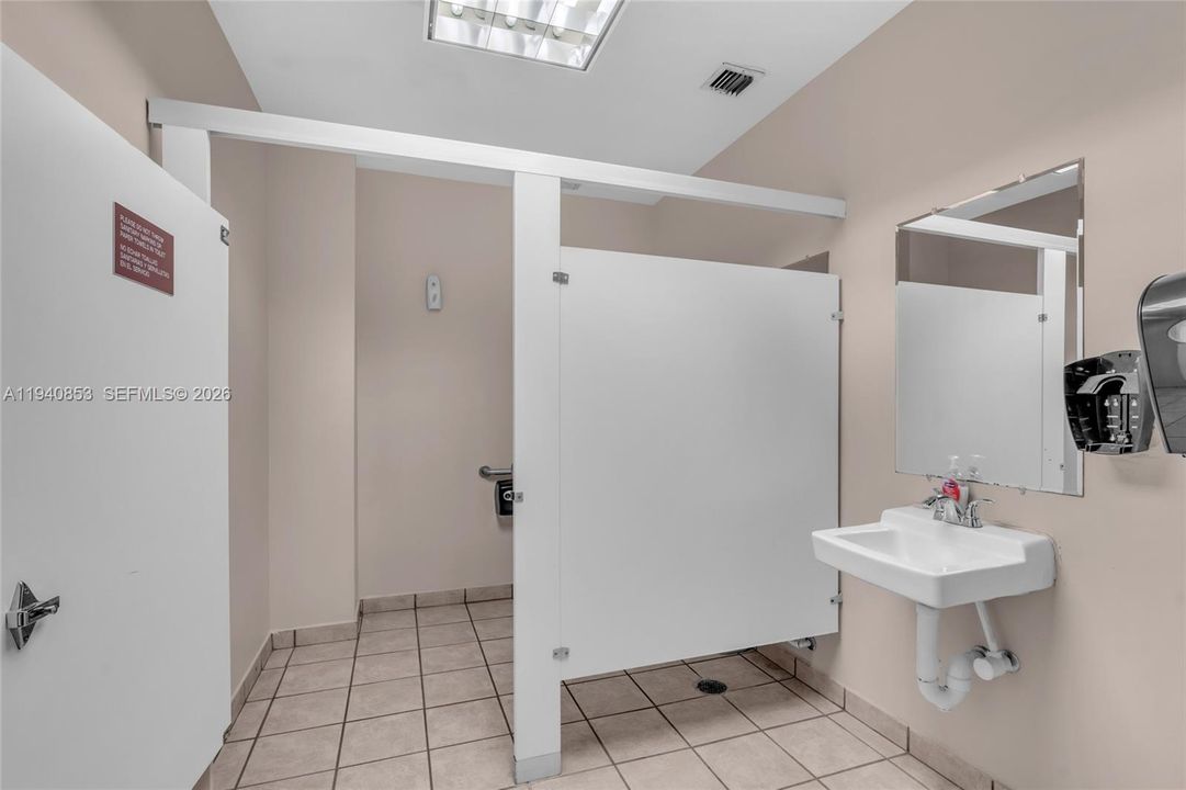 В аренду: $34 (0 спален, 0 ванн, 0 Квадратных фут)