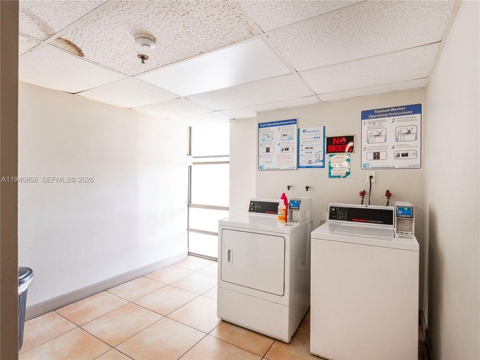 出租: $2,100 (1 贝兹, 1 浴室, 712 平方英尺)