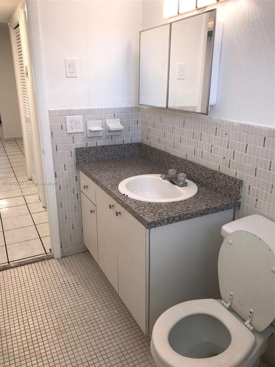 出租: $1,650 (1 贝兹, 1 浴室, 650 平方英尺)