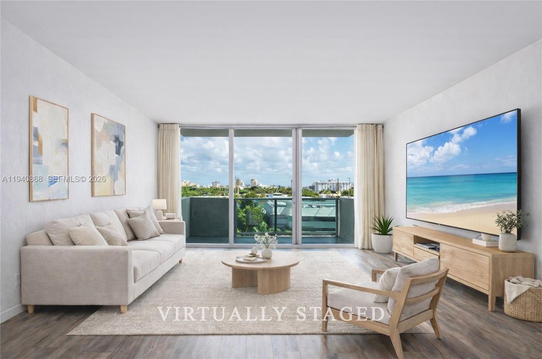For Sale: $422,000 (1 beds, 1 baths, 837 Square Feet)