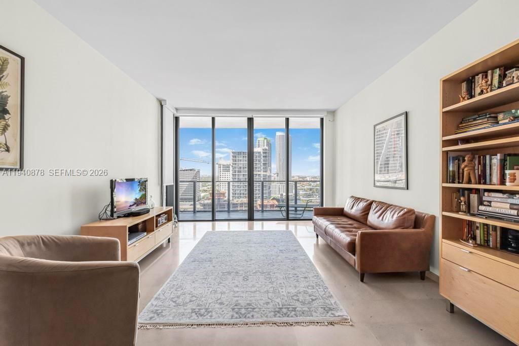 For Sale: $949,500 (2 beds, 2 baths, 1193 Square Feet)