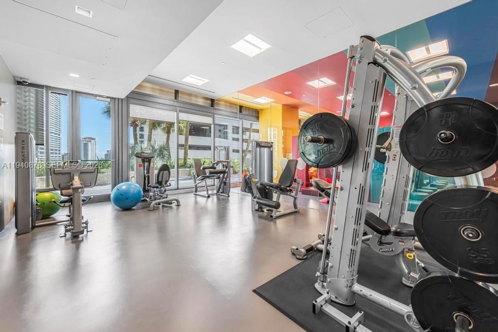 For Sale: $949,500 (2 beds, 2 baths, 1193 Square Feet)