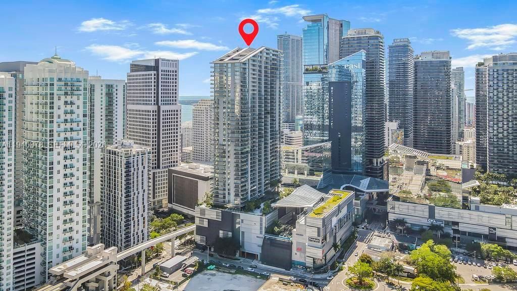 For Sale: $949,500 (2 beds, 2 baths, 1193 Square Feet)