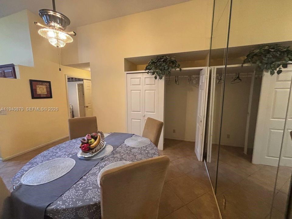 На продажу: $379,900 (3 спален, 2 ванн, 1395 Квадратных фут)