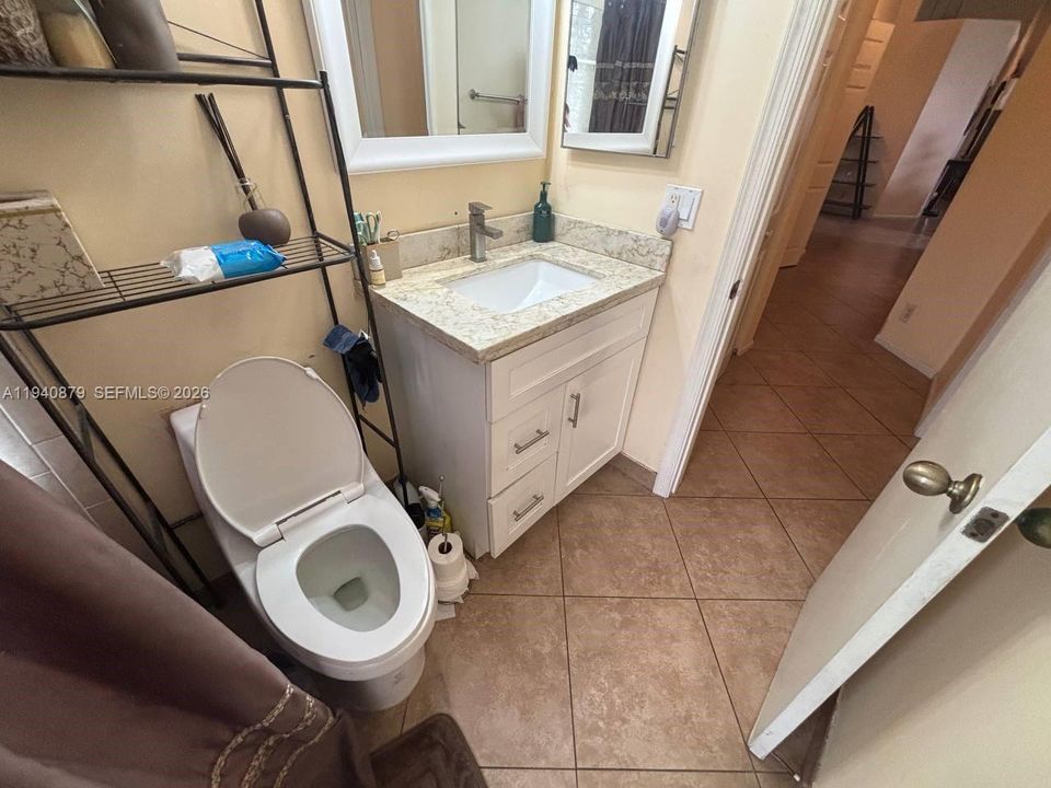 На продажу: $379,900 (3 спален, 2 ванн, 1395 Квадратных фут)