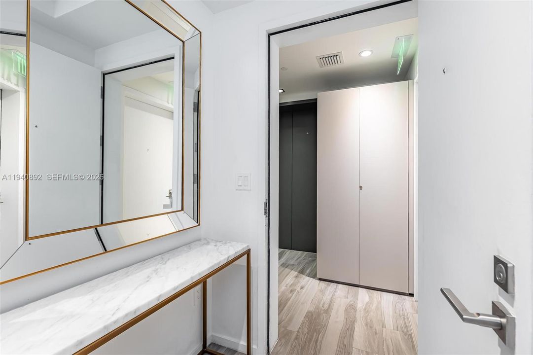 For Rent: $7,200 (2 beds, 2 baths, 1152 Square Feet)