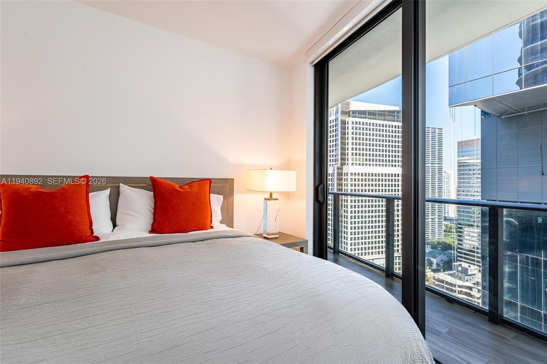 For Rent: $7,200 (2 beds, 2 baths, 1152 Square Feet)