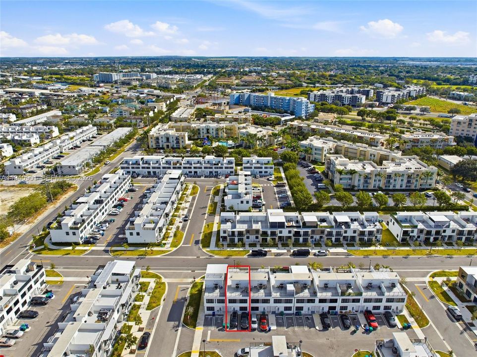 For Sale: $460,000 (4 beds, 3 baths, 1398 Square Feet)