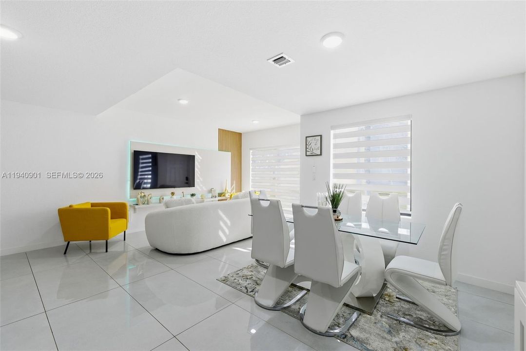 For Sale: $460,000 (4 beds, 3 baths, 1398 Square Feet)