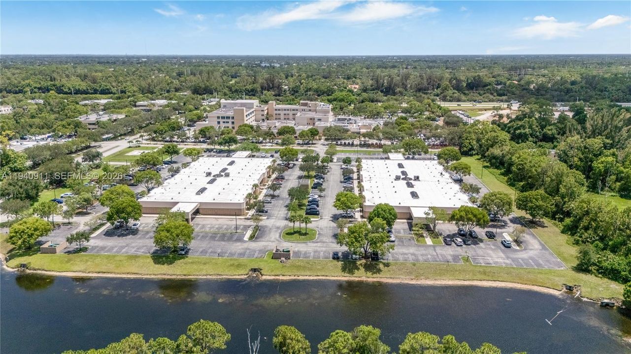 Под контрактом: $950,000 (0 спален, 0 ванн, 0 Квадратных фут)