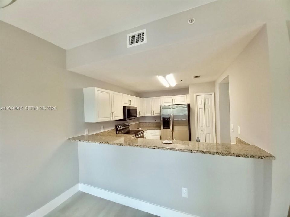 Active With Contract: $420,000 (3 beds, 2 baths, 1256 Square Feet)