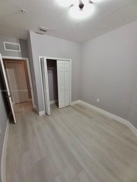 Active With Contract: $420,000 (3 beds, 2 baths, 1256 Square Feet)