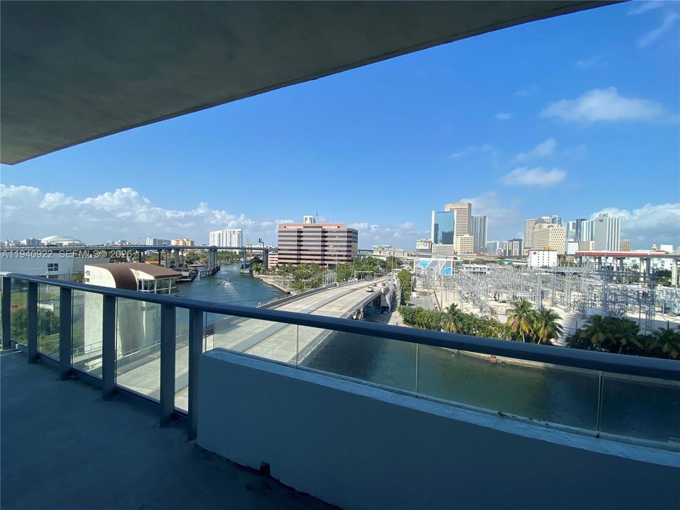 В аренду: $3,575 (2 спален, 2 ванн, 1350 Квадратных фут)