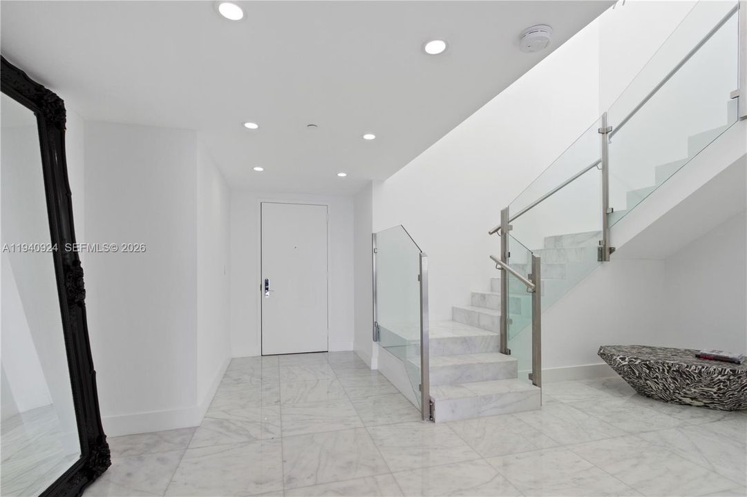 For Rent: $13,000 (3 beds, 4 baths, 2538 Square Feet)