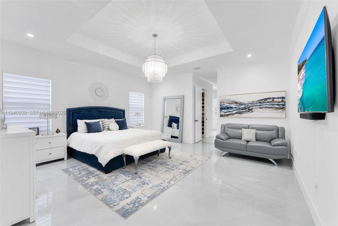 待售: $2,200,000 (5 贝兹, 3 浴室, 3104 平方英尺)