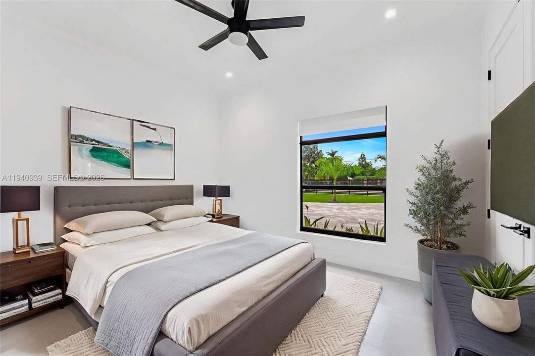 待售: $2,200,000 (5 贝兹, 3 浴室, 3104 平方英尺)