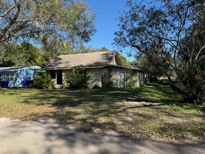 На продажу: $159,900 (3 спален, 2 ванн, 1088 Квадратных фут)