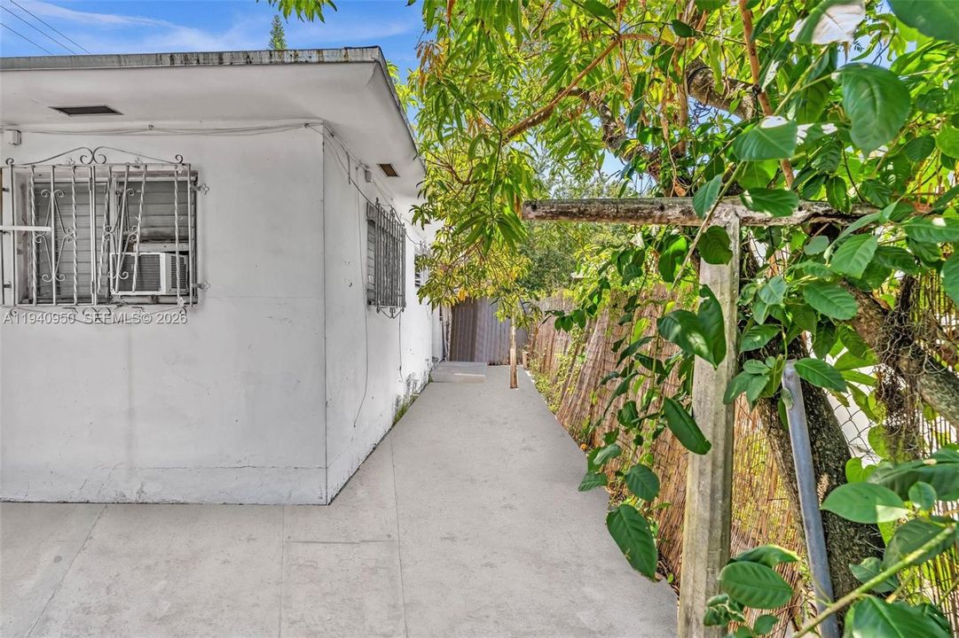 待售: $849,000 (0 贝兹, 0 浴室, 1540 平方英尺)