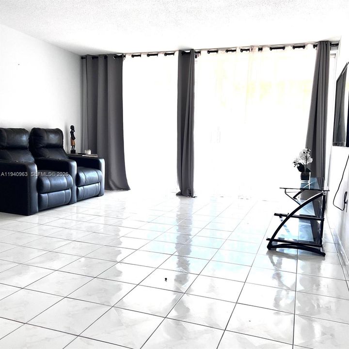 En Renta: $2,300 (2 camas, 2 baños, 1315 Pies cuadrados)