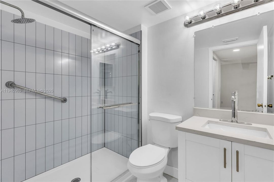 出租: $3,000 (3 贝兹, 2 浴室, 1492 平方英尺)