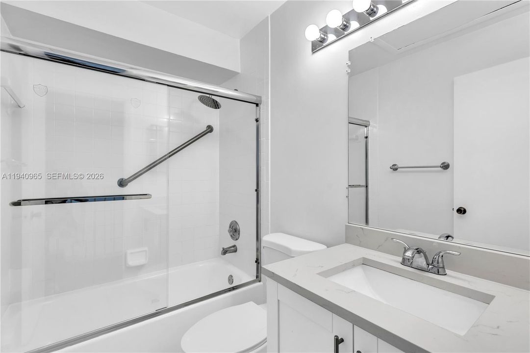 出租: $3,000 (3 贝兹, 2 浴室, 1492 平方英尺)