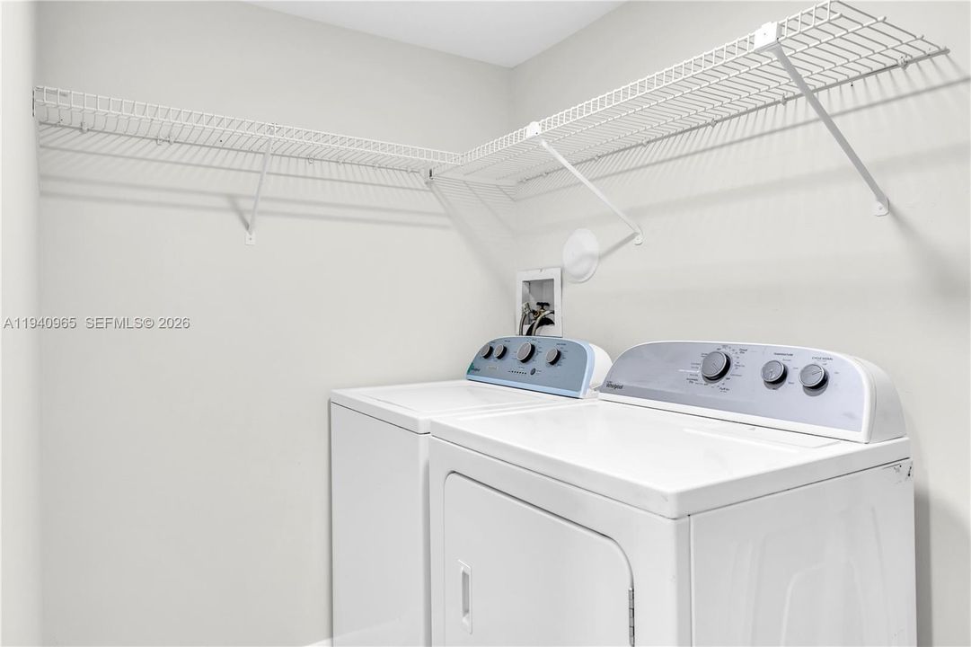 出租: $3,000 (3 贝兹, 2 浴室, 1492 平方英尺)