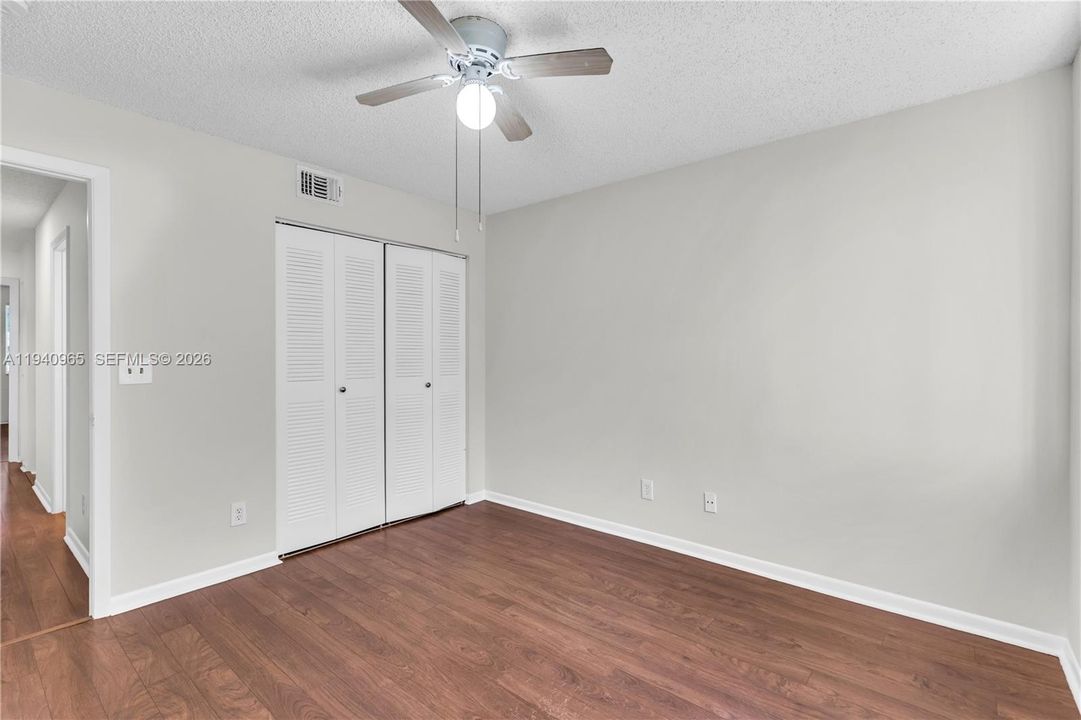 出租: $3,000 (3 贝兹, 2 浴室, 1492 平方英尺)