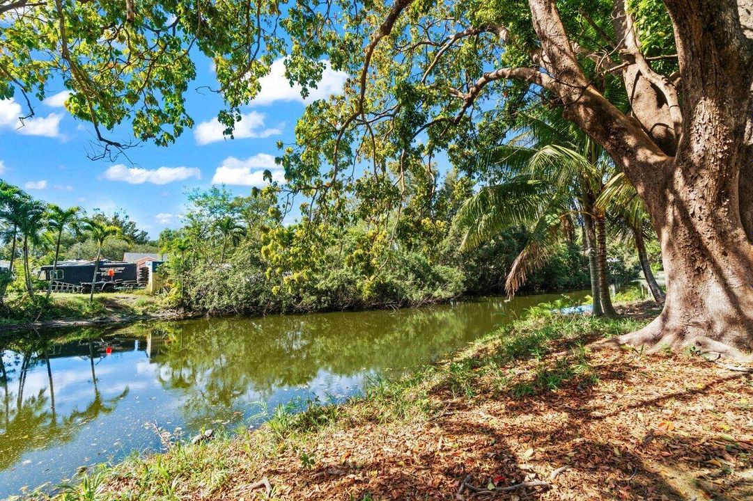 private lake