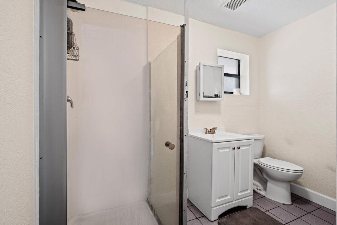 Guest house bathroom