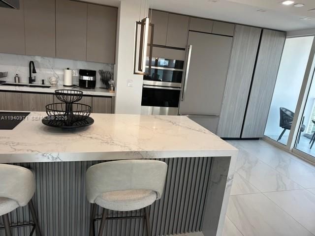 For Rent: $9,250 (3 beds, 2 baths, 2360 Square Feet)