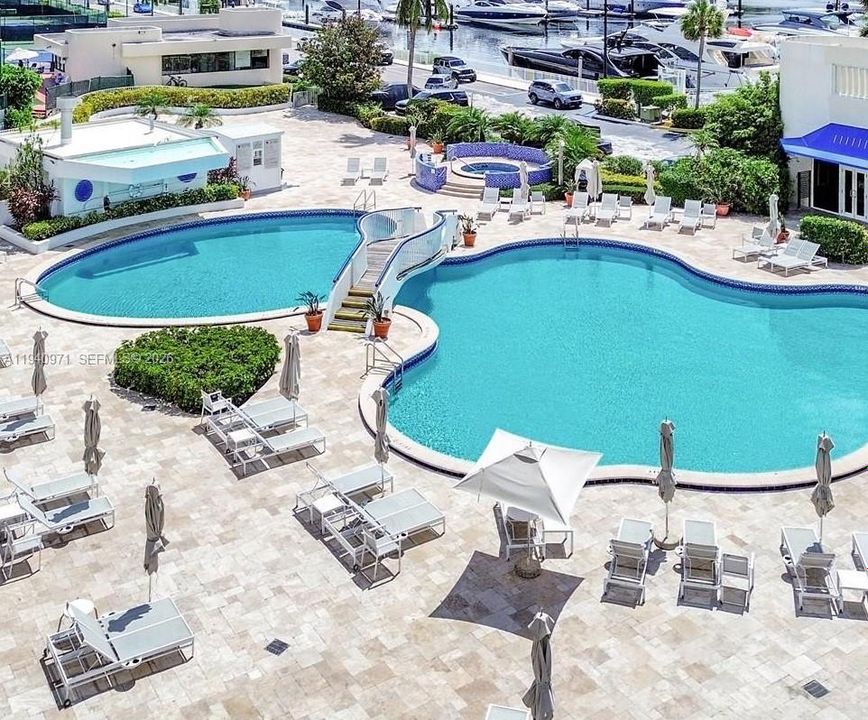 For Rent: $9,250 (3 beds, 2 baths, 2360 Square Feet)