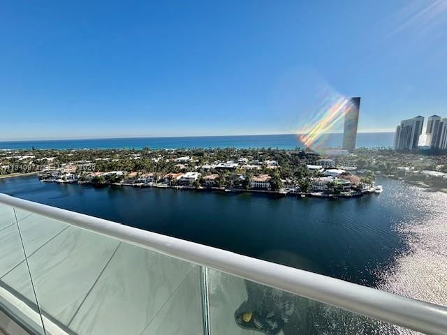 For Rent: $9,250 (3 beds, 2 baths, 2360 Square Feet)