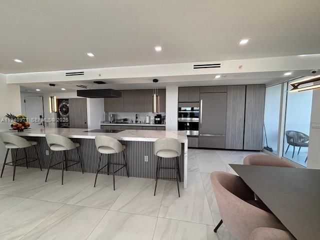 For Rent: $9,250 (3 beds, 2 baths, 2360 Square Feet)