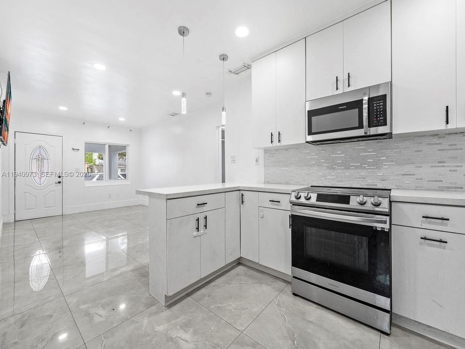 For Sale: $710,000 (0 beds, 0 baths, 1160 Square Feet)