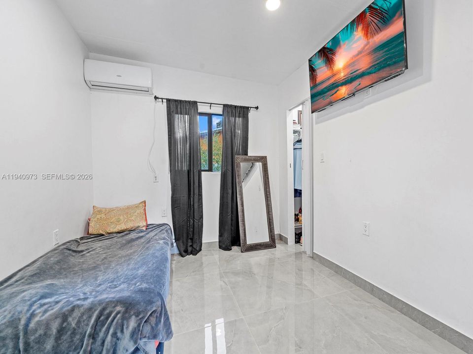 For Sale: $710,000 (0 beds, 0 baths, 1160 Square Feet)