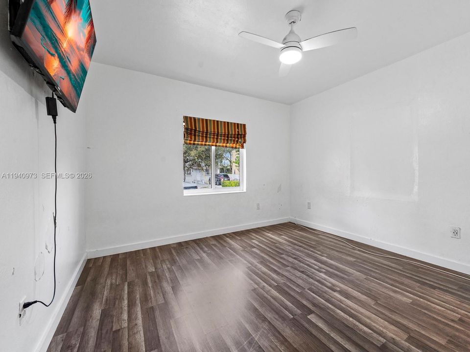 For Sale: $710,000 (0 beds, 0 baths, 1160 Square Feet)