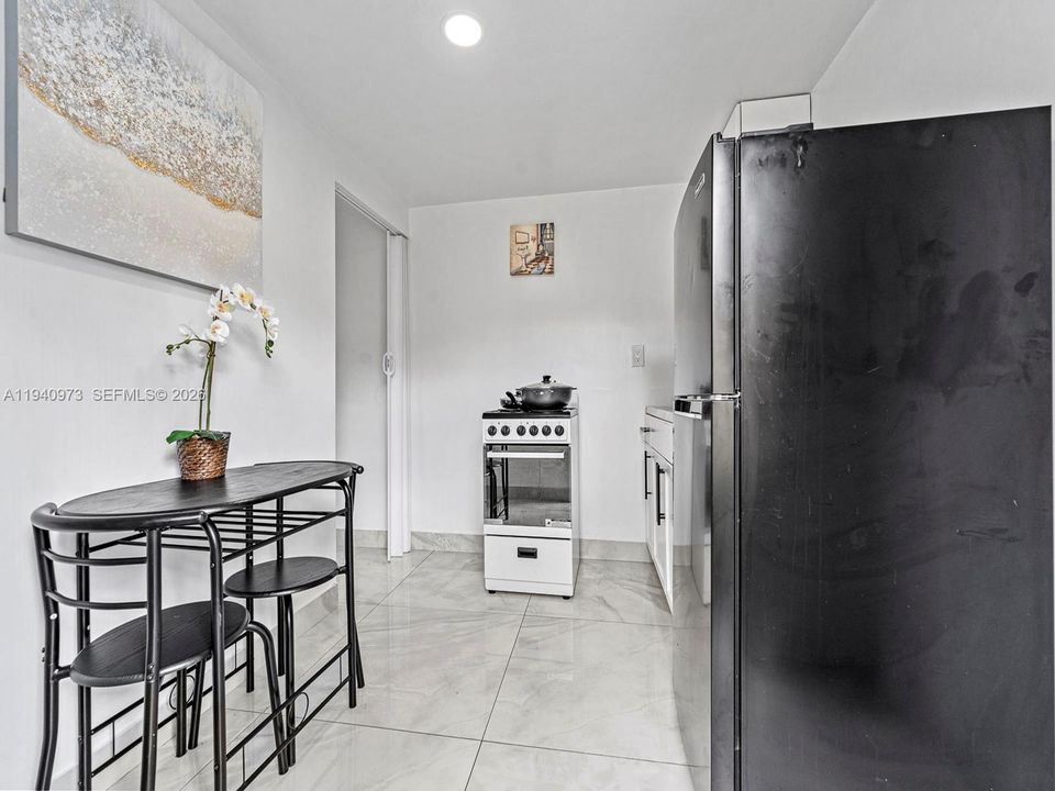 For Sale: $710,000 (0 beds, 0 baths, 1160 Square Feet)