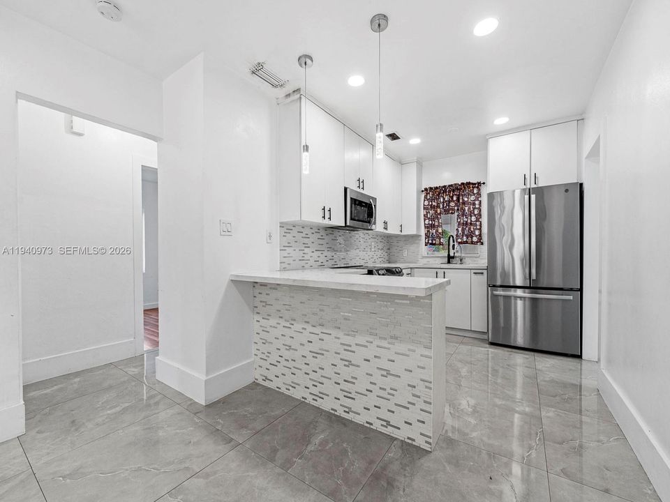 For Sale: $710,000 (0 beds, 0 baths, 1160 Square Feet)