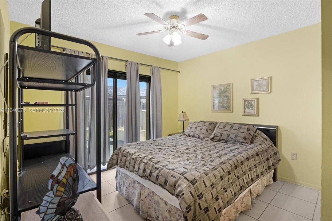 For Sale: $499,000 (4 beds, 2 baths, 1414 Square Feet)