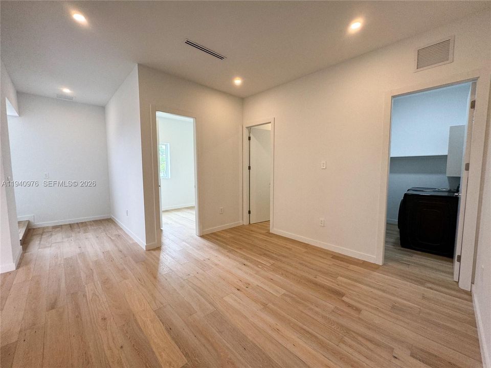 For Rent: $9,900 (4 beds, 4 baths, 3693 Square Feet)